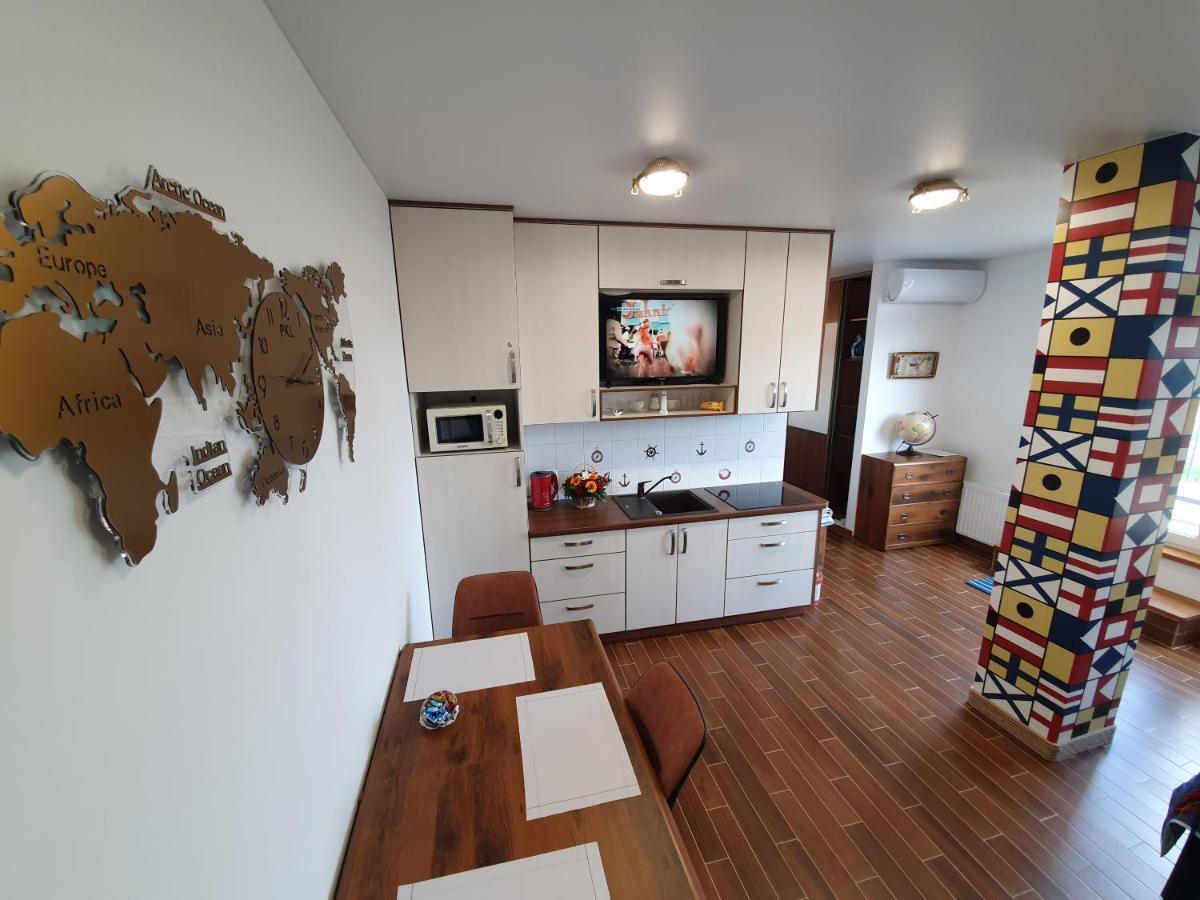 Apartamentai Vyta Plius クライペダ エクステリア 写真
