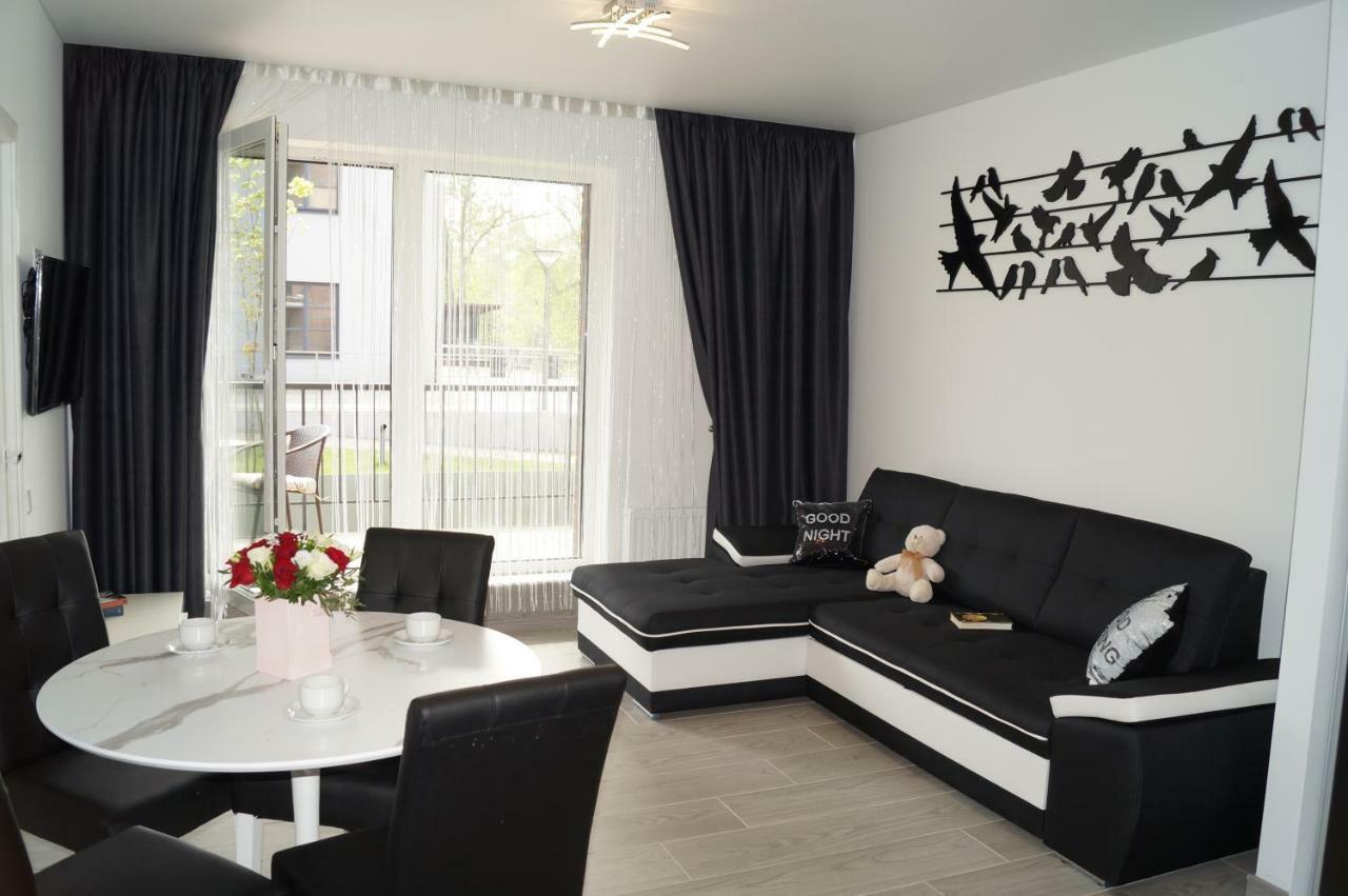 Apartamentai Vyta Plius クライペダ エクステリア 写真